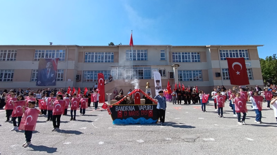 19 Mayıs Atatürk'ü Anma Gençlik ve Spor Bayramı Kutlu Olsun 